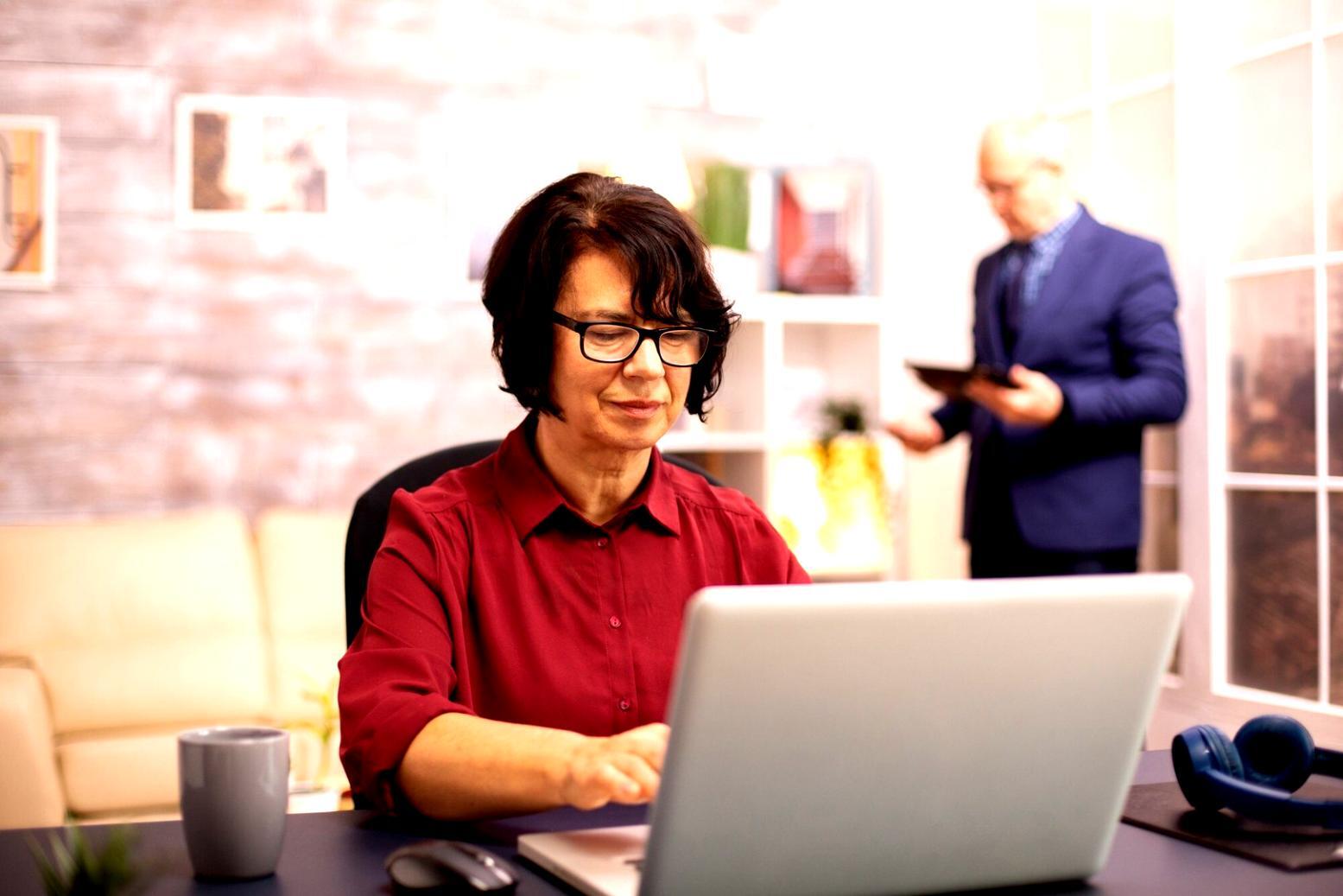 Studium finančních grafů a analýz